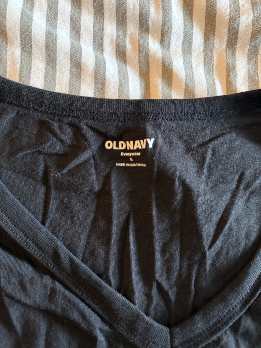 Basic tshirt - Picture 2 of 2